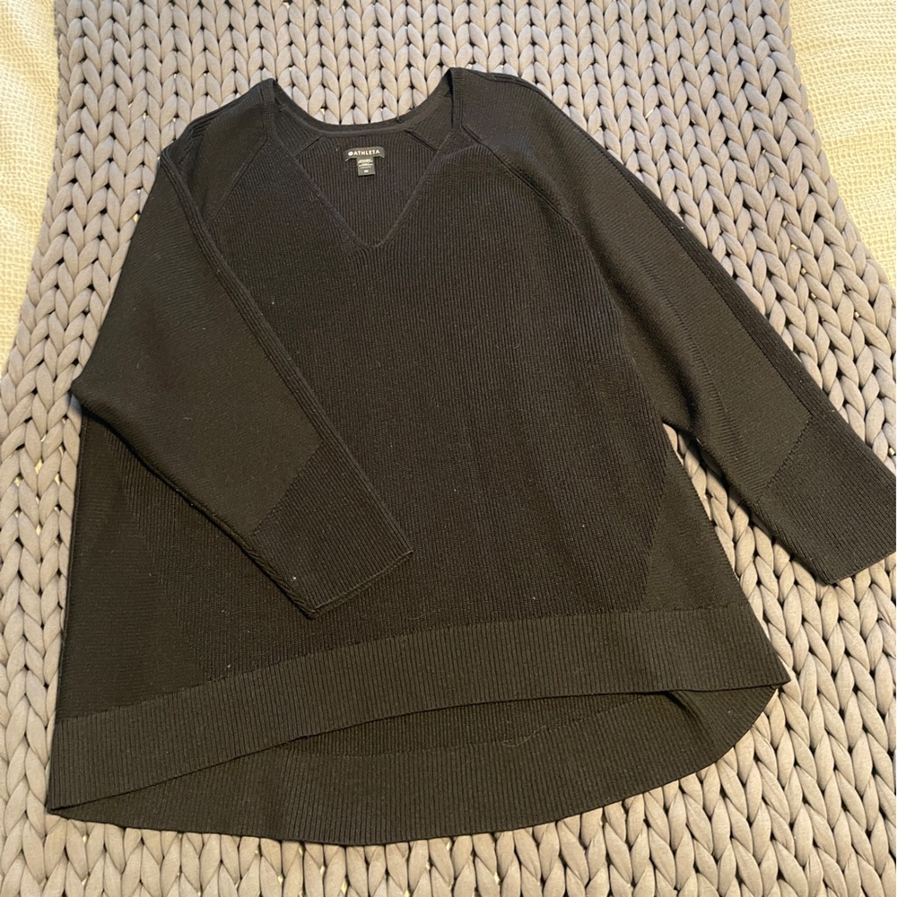 Athleta Hanover Refined V-Neck Sweater